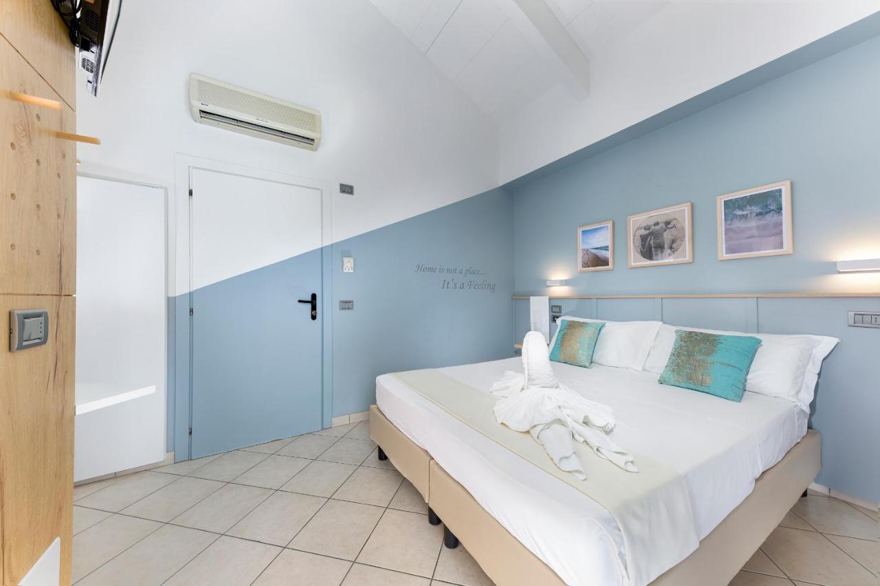 Hotel La Residenza Riccione Cameră foto