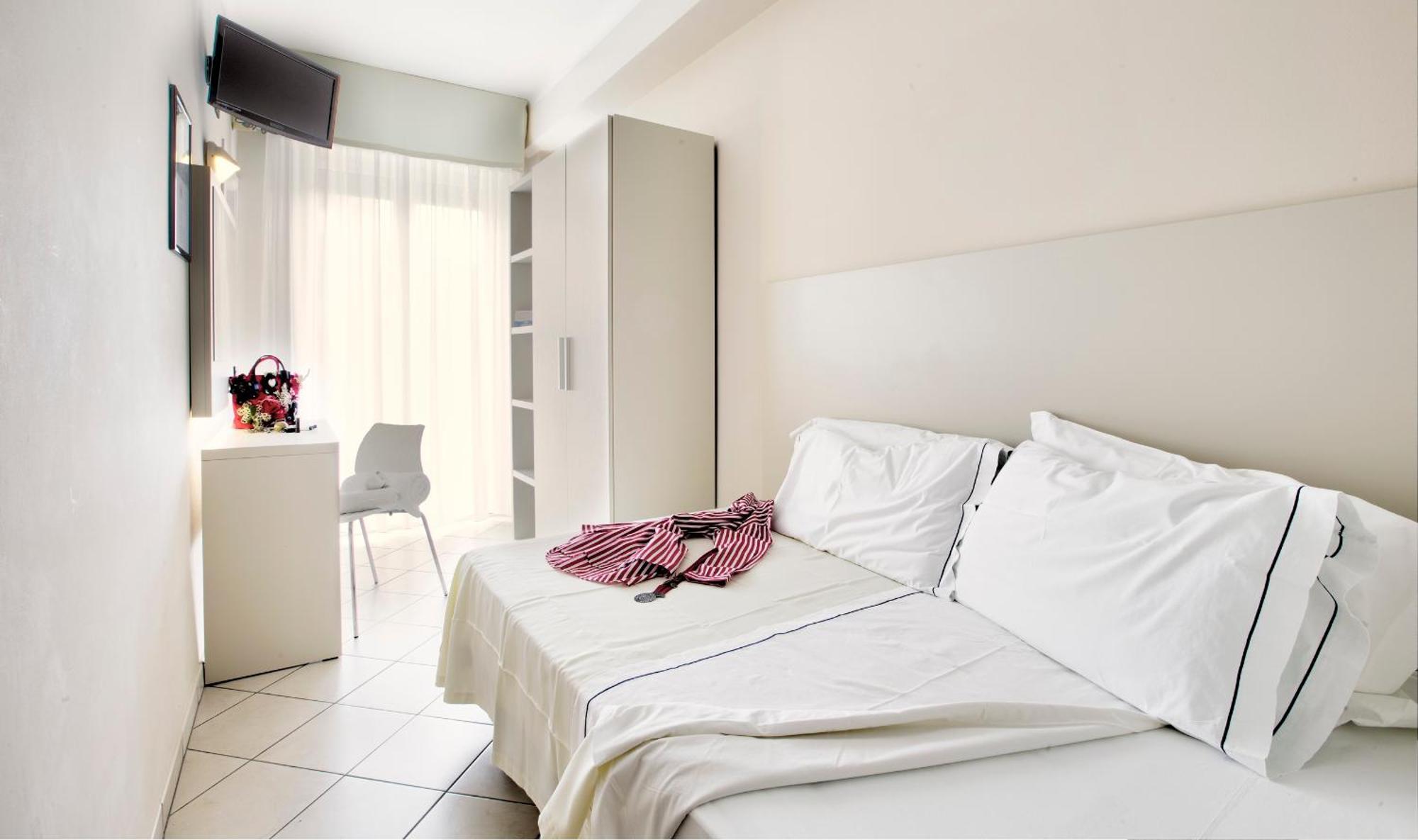 Hotel La Residenza Riccione Cameră foto