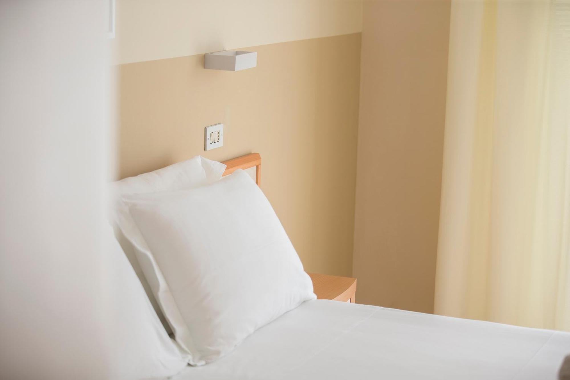 Hotel La Residenza Riccione Cameră foto